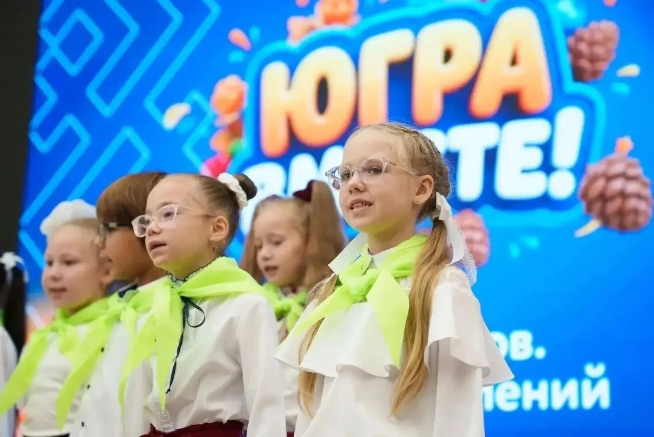 Фестиваль «ЮГРА — ВМЕСТЕ!» зажигает югорские сердца! В разных уголках округа вовсю звуч...