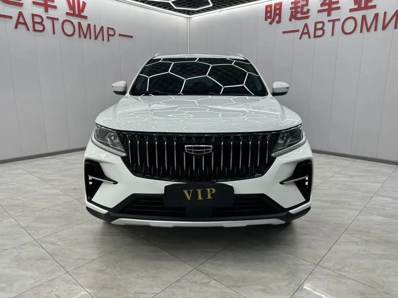 Клиенты обратились к нам за подбором Toyota Corolla, но в итоге решили брать кроссовер на классическ