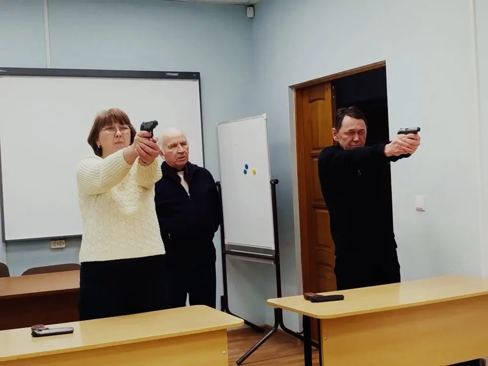 🎯🏆 Поздравляем с отличным результатом!  Поздравляем директора школы Оксану Васильевну и преподавател