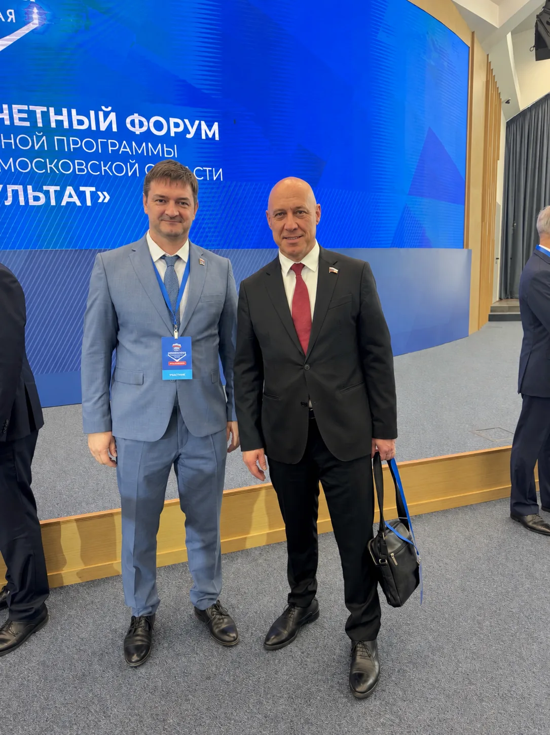 Вчера на форуме познакомился с замечательным человеком, певцом, депутатом Госдумы Денисом Майдановым