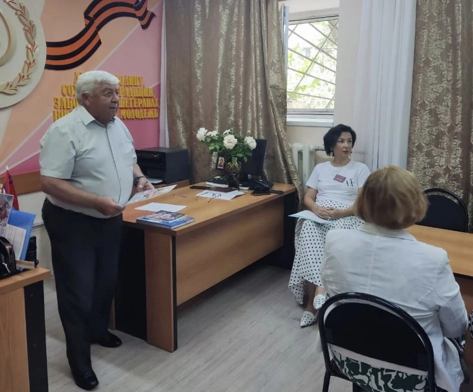 Ответы на важные вопросы получили в Совете ветеранов Пятигорска от главных врачей городских поликлин