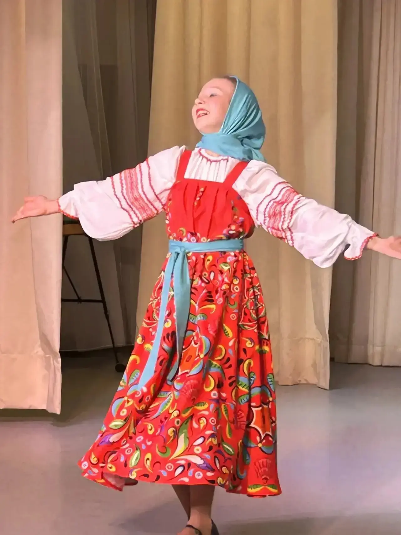 🇷🇺🎉Вчера, 11 июня, наша талантливая ученица хореографического отделения (класс преподавателя Елен