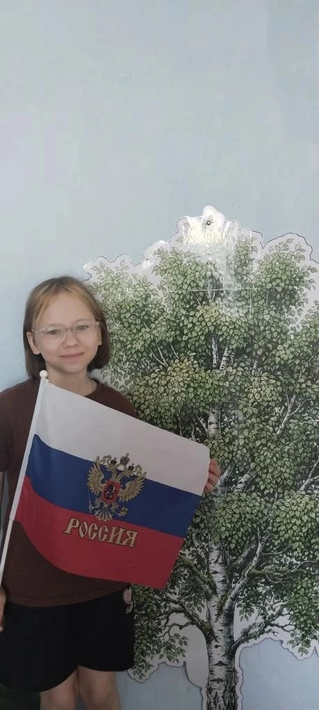 Акция  читаем вместе: строки о России
#ПРО45
#ТвойХод
#РодинойГоржусь
3б класс