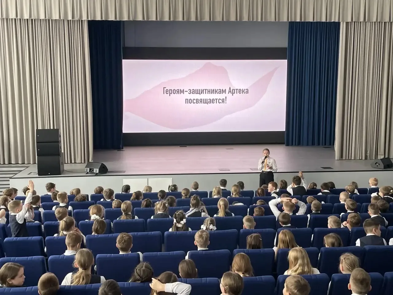🎬 «Красные ленты» — фильм о мужестве и подвиге артековцев  В преддверии Дня Победы юные железнодорож