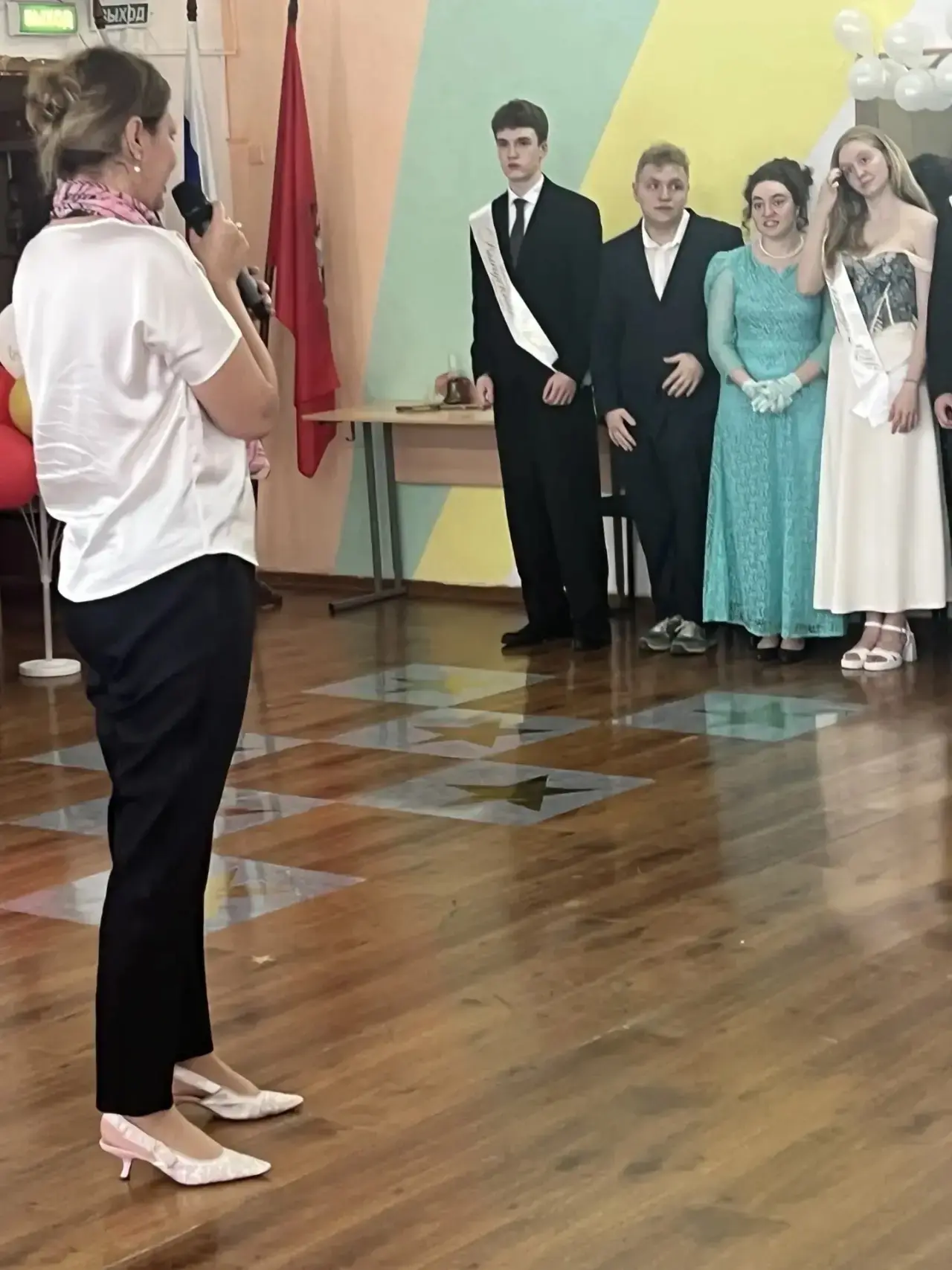 🔔 Последний звонок в школе на Усиевича, 31а  🎓🍃 Вот и отзвенел последний школьный звонок для ученико