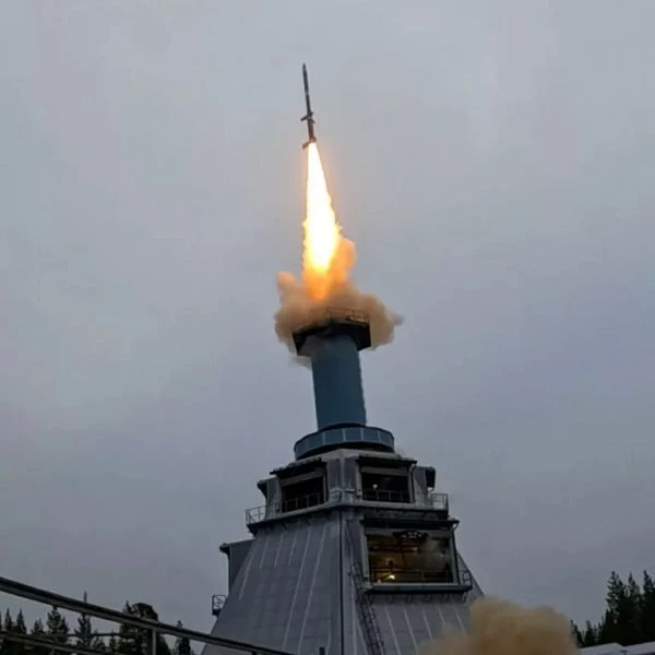 1 октября 2026 г. в 06:51 UTC (09:51 мск) с космодрома Эсранж на севере Швеции был успе...