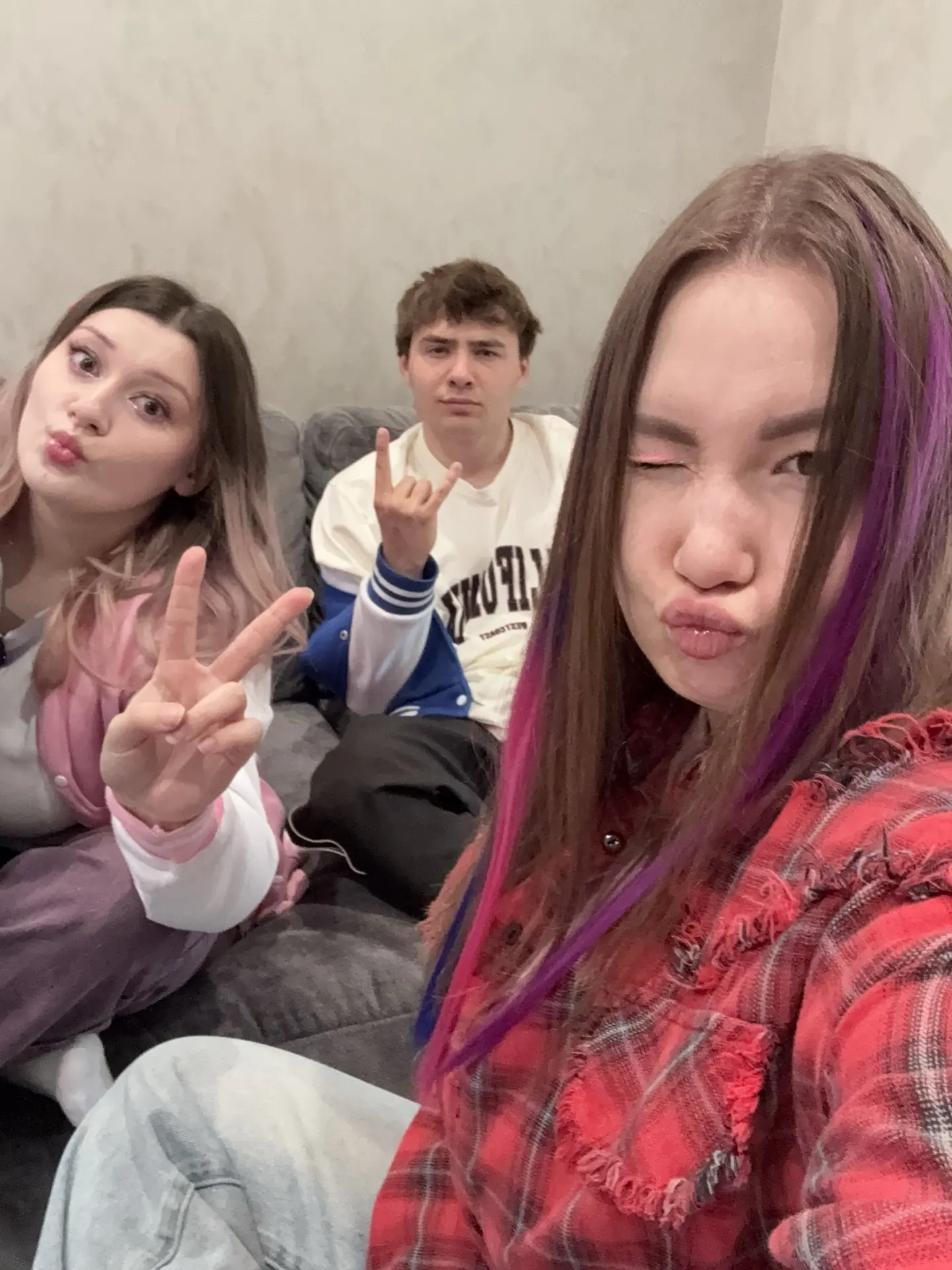 Привет всем 🫰🏻

А мы уже с головой в рабочем процессе 💼