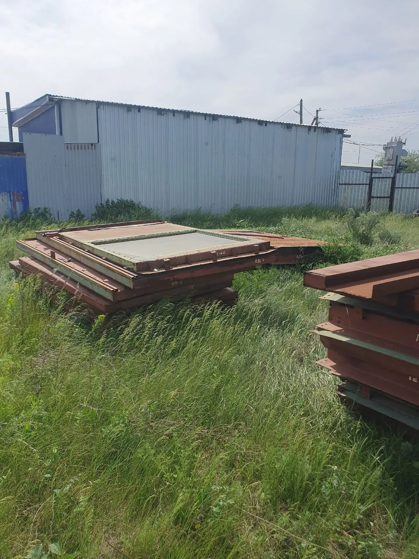 Продаётся лестница ширина 95см