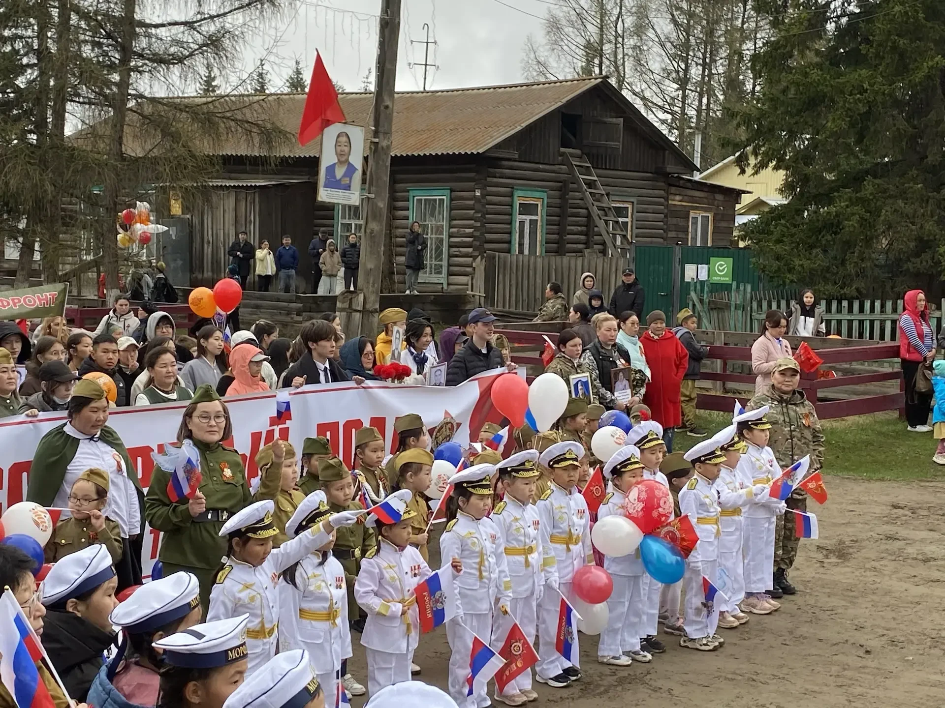 ️ Гордость Тоджи: наши маленькие моряки возглавили праздничный парад!
9 Мая — священный день для все