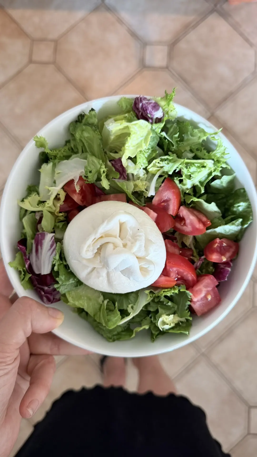 🥗 Салат с буратой за 5 минут — когда хочется чего-то вкусного, красивого и полезного.