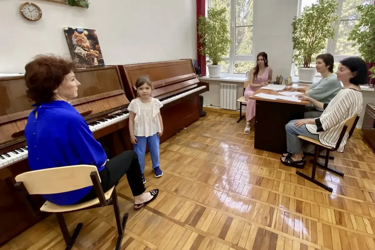 Первые шаги в мир большого искусства

🎉В Детской школе искусств №8 наступили по-настоящему волнител