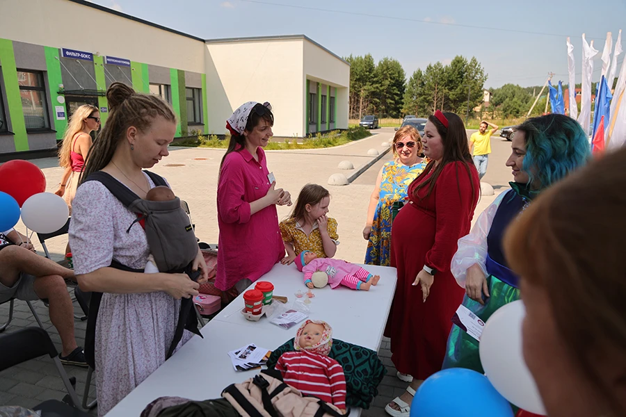 Когда счастье – рядом 

В Арамили устроили большой праздник для будущих мам и семей с детьми

На тер