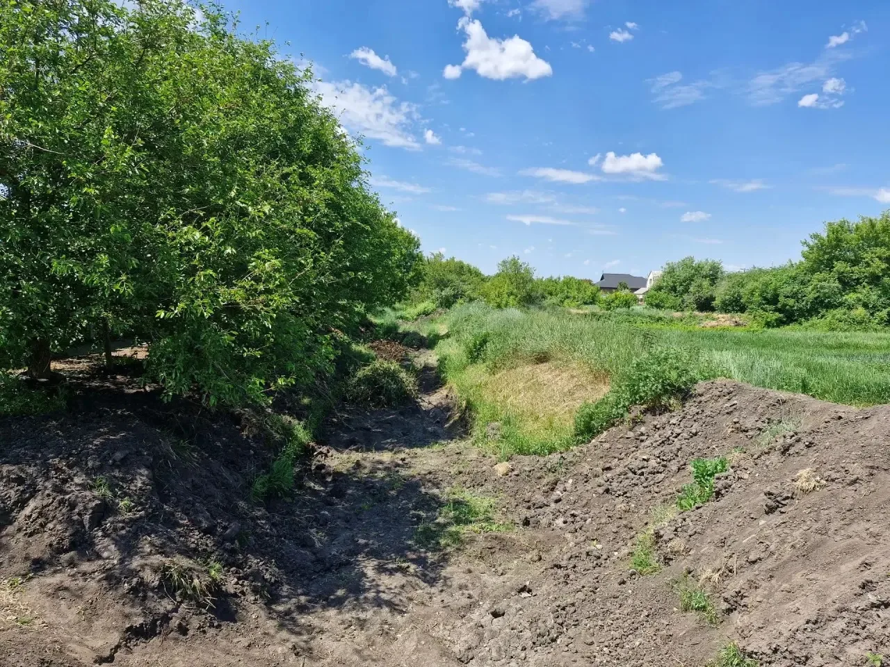 ✅ По поручению главы города «Городское благоустройство» продолжает работы по увеличению пропускной с