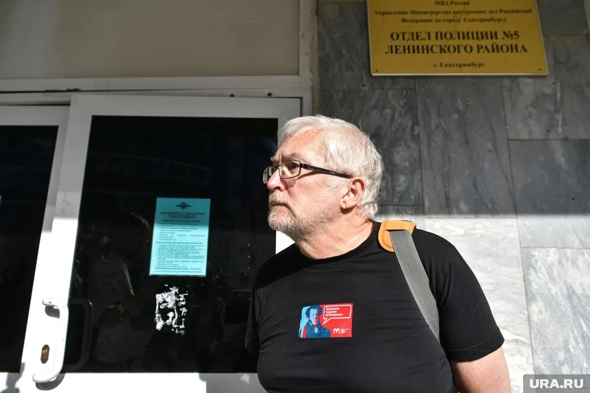 ЗА ОДИН ДЕНЬ В СВЕРДЛОВСКОЙ ОБЛАСТИ ЗАДЕРЖАЛИ ШЕСТЕРЫХ КАНДИДАТОВ ОТ «ЯБЛОКА»