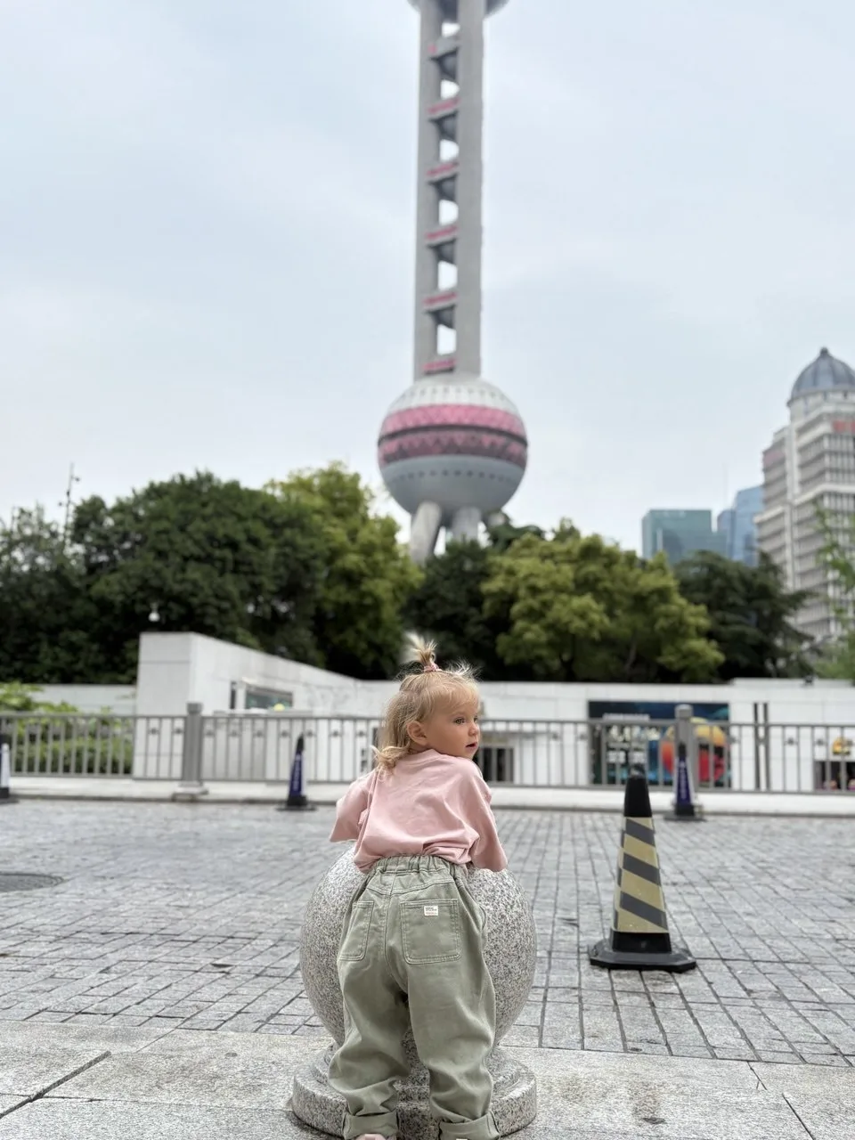 Маленьким путешественникам и их родителем посвящается 👶