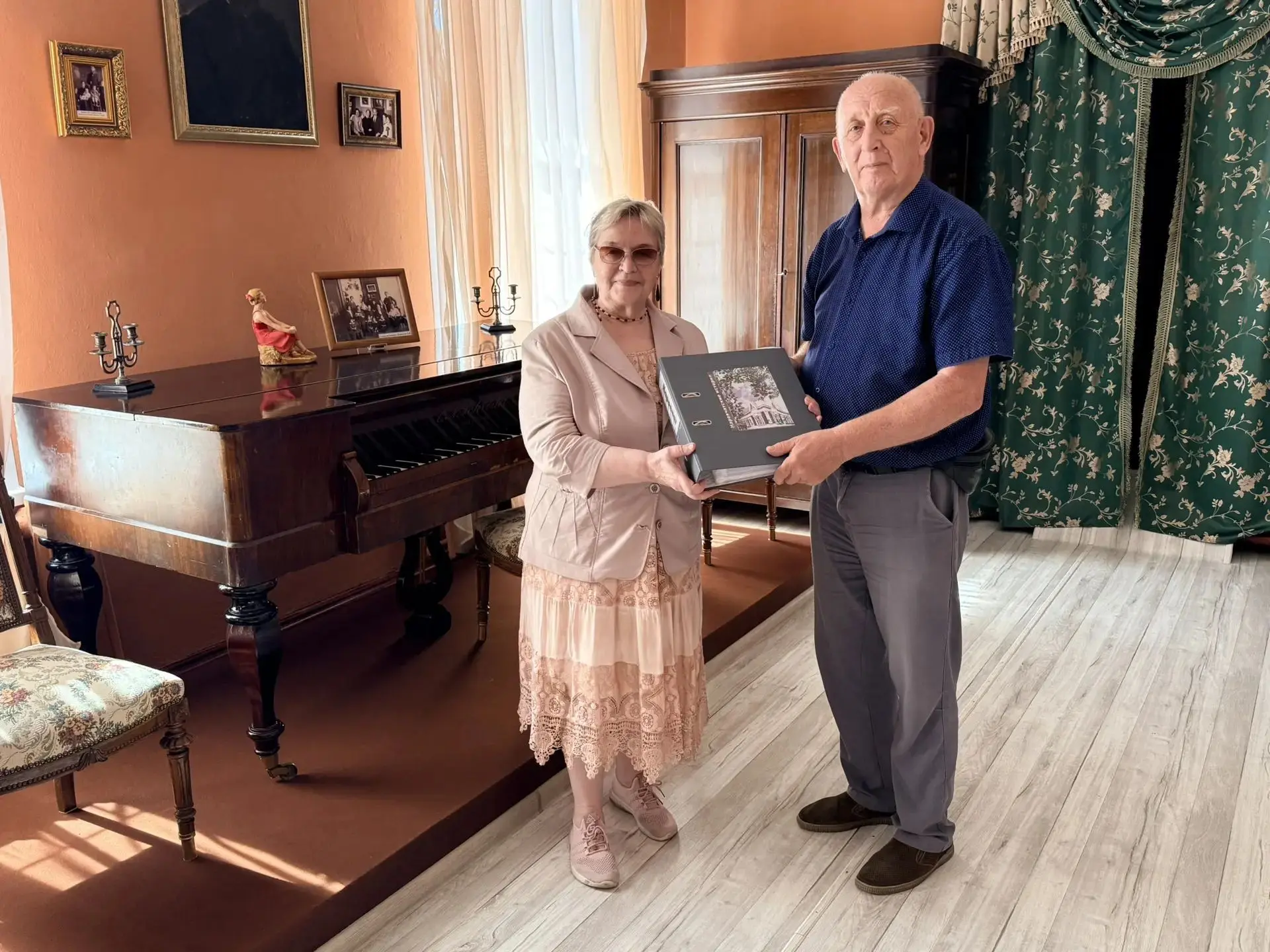 🎁Живая история Наровчата: подарок музею от Елены Витальевой