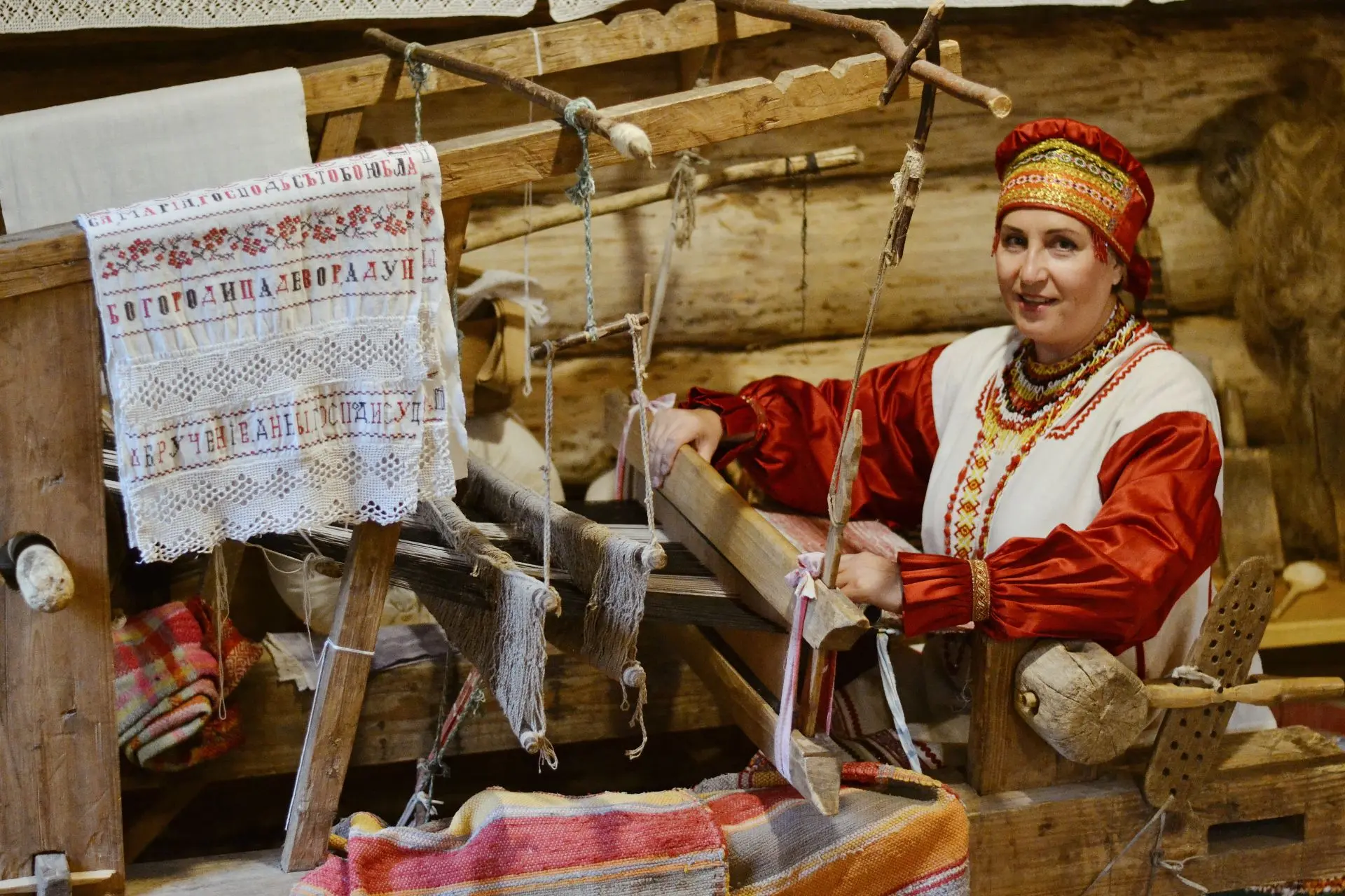 Изба "Угодушка" на сегодняшний день не только музей, где собраны старинные предметы быт...