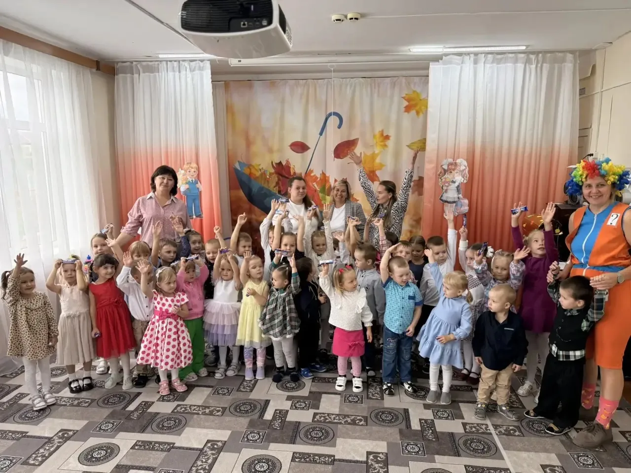 🎉 В Красноярском детском саду № 2 прошло праздничное мероприятие, посвящённые Дню знан...