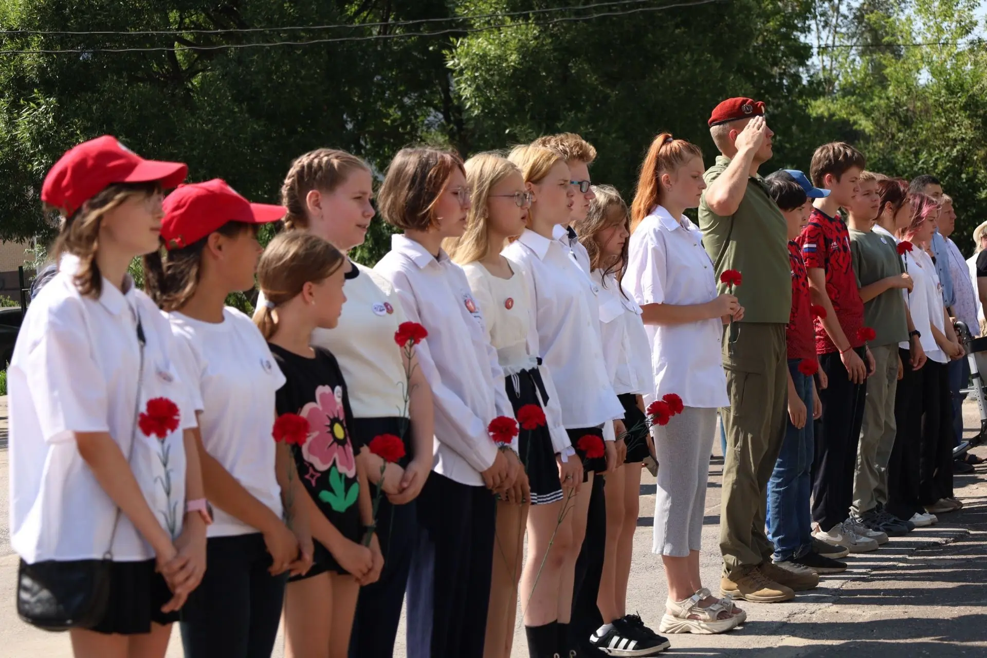 🕯️ Минута тишины. Минута памяти🕯️

Сегодня в нашей Школе Героев прошёл митинг, посвящённый памяти 