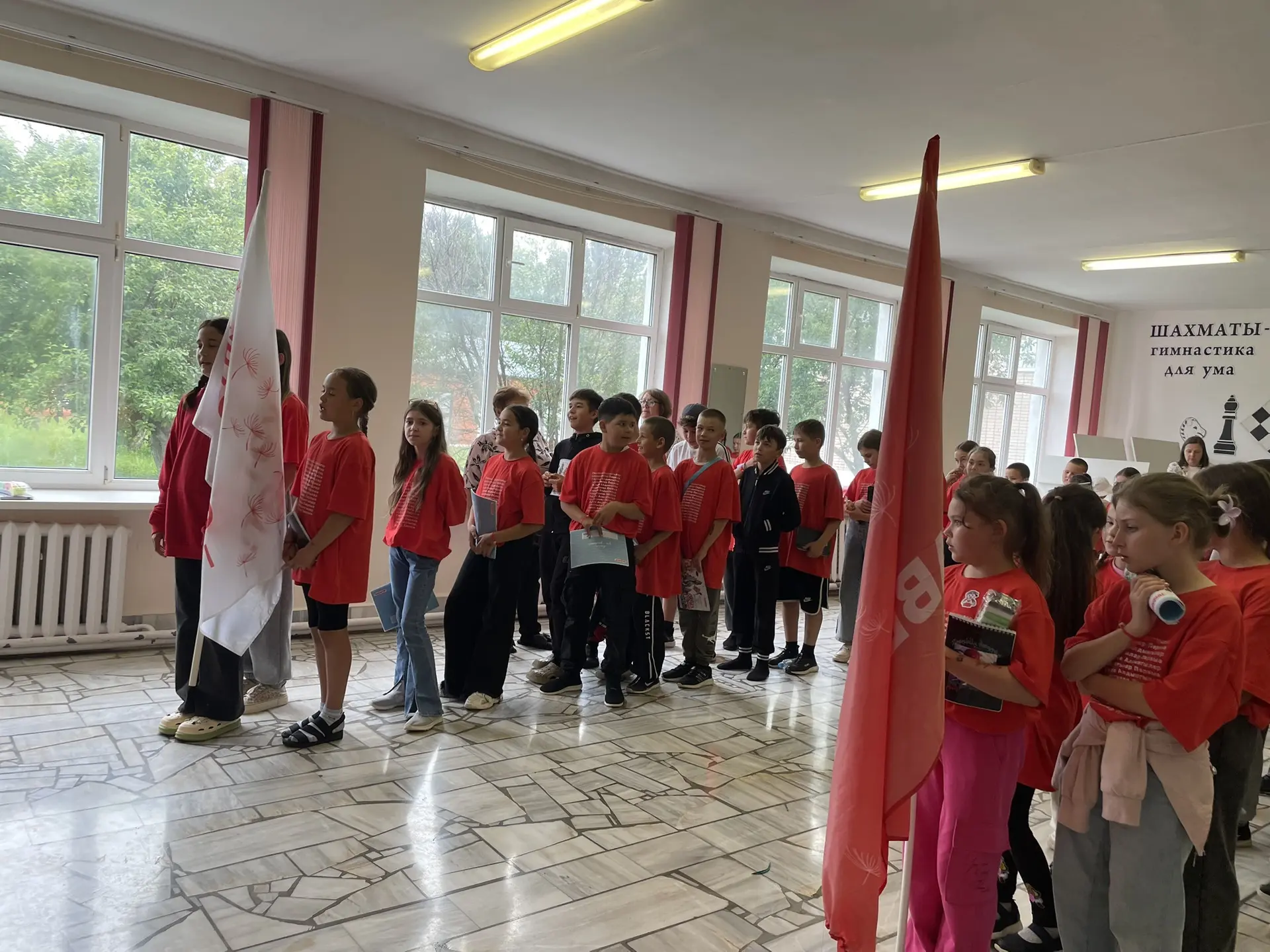 Вот и пролетела наша лагерная смена!  Назакрытии мы подвели итоги. Было много наград, улыбок.

🏆 Гл