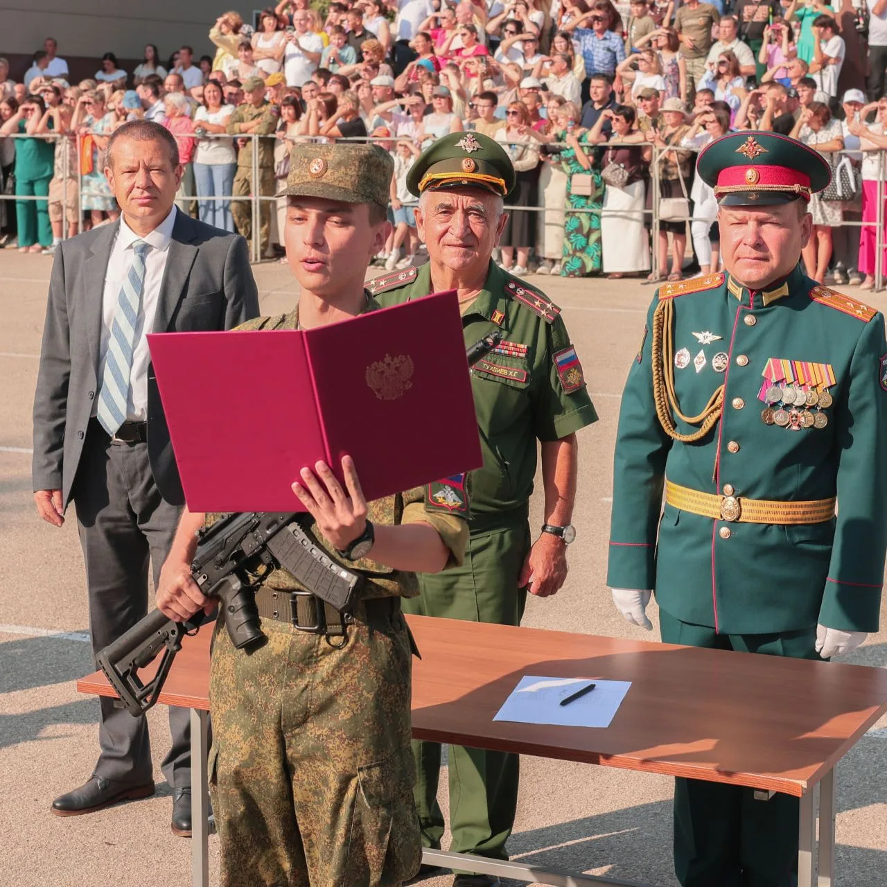 Курсанты Военного учебного центра КНИТУ приняли воинскую присягу 🇷🇺