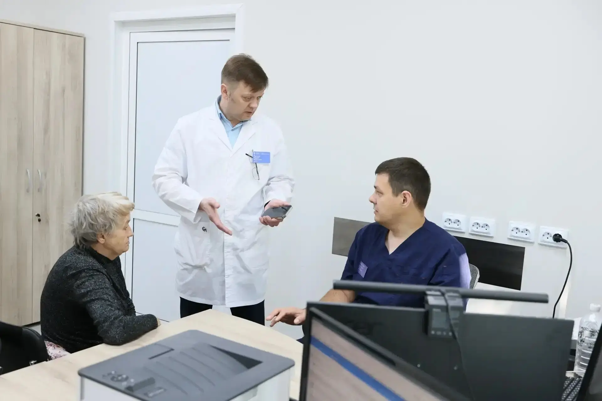 Глава ЕАО Мария Костюк рассказала, что месяц назад представила коллективу областной больницы нового 