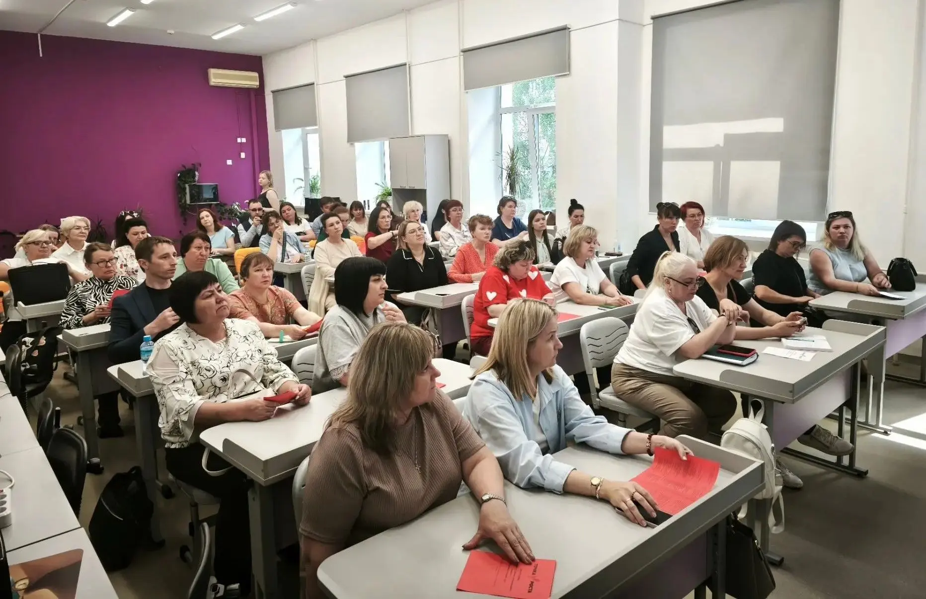 От агроклассов до прививки огурца на тыкву: «Образовательный тур» в поселке Шабровский
 
Около сорок