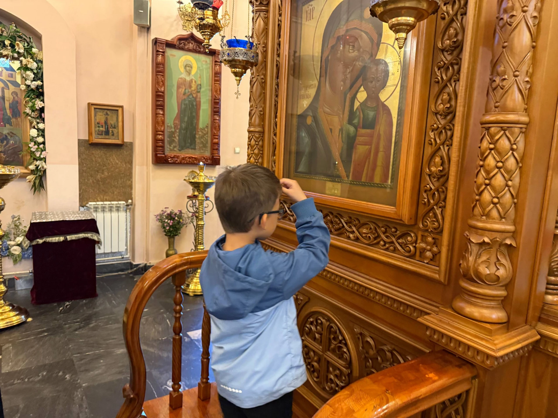 Воскресенский собор островной столицы посетили казачата из детского сада «Одуванчик»