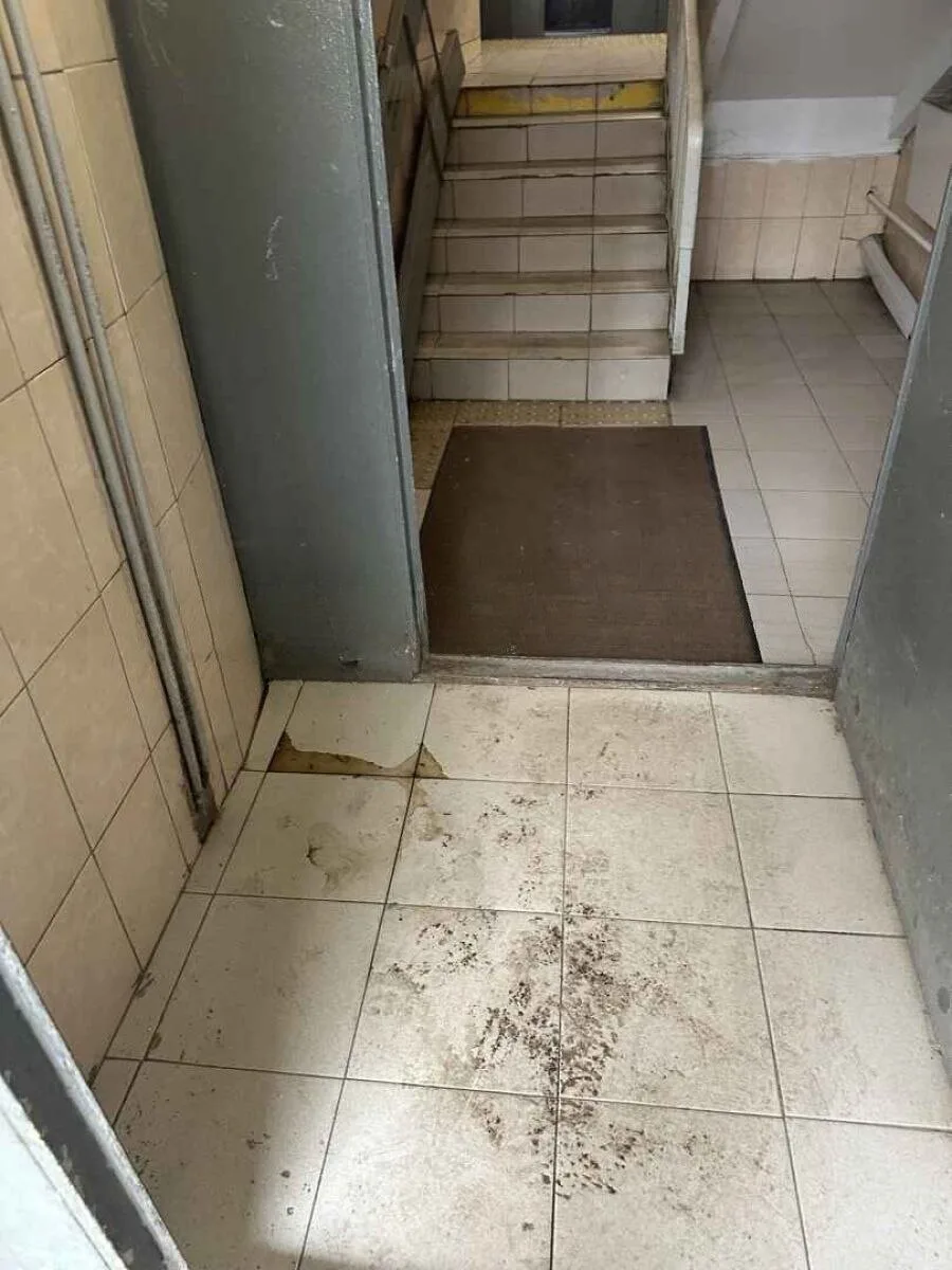 👀 Подъезд остался без уборки