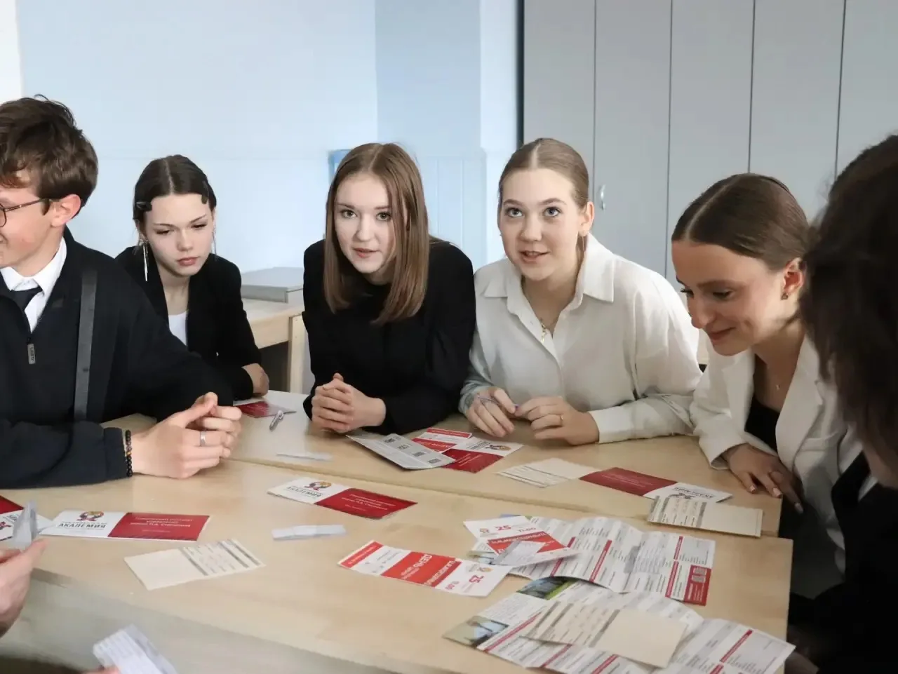 📊 Экономический форум «Лига будущего»  💼 24 апреля на базе ГАОУ СО «Гимназия № 4» состоялся регионал