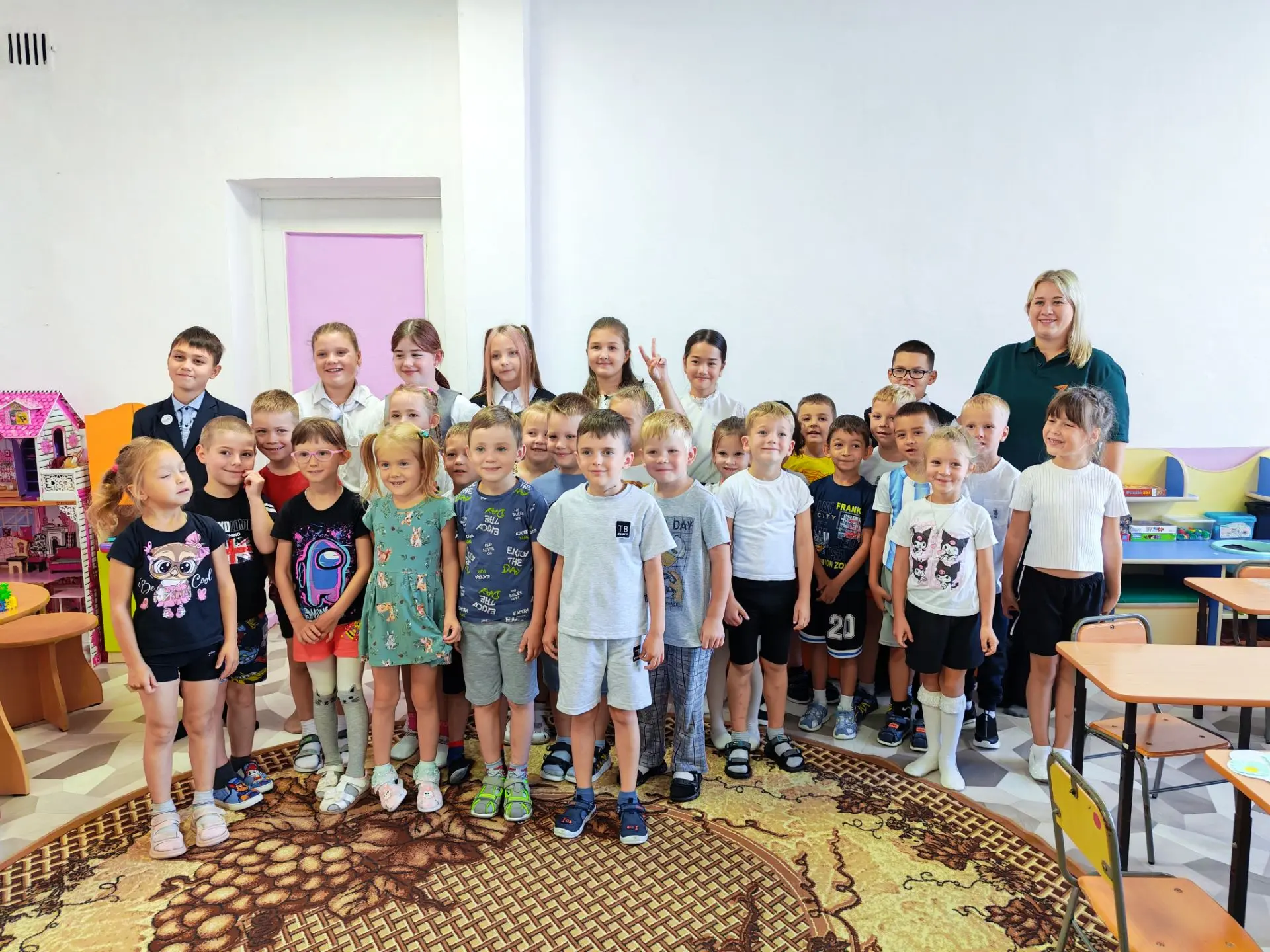 🎓✨ Тёплый визит «Орлят России» в детский сад!