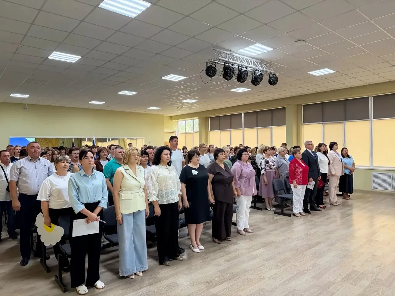 Сегодня на базе МКОУ «Средняя школа №4» города Калача-на-Дону прошло ежегодное августов...