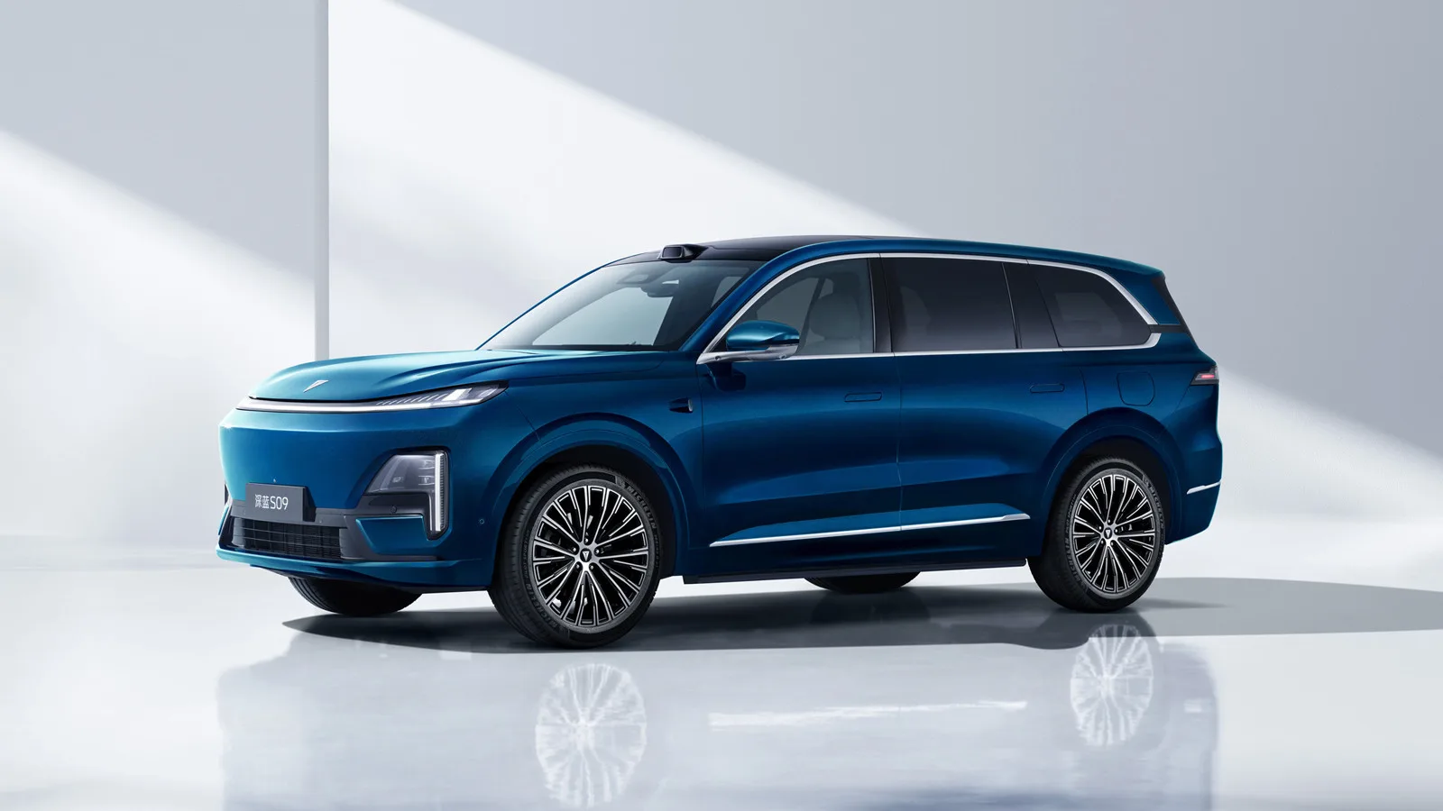 🚙 Changan анонсировал флагманский кроссовер Deepal S09 для России!