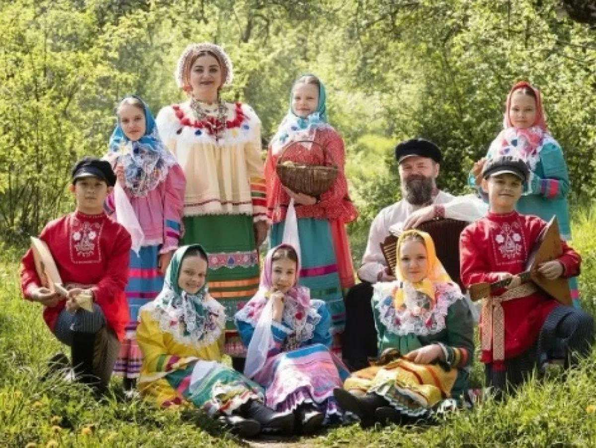 Фольклорный ансамбль «Потеха» из Казинского сельского дома культуры Грязинского округа представит Ли
