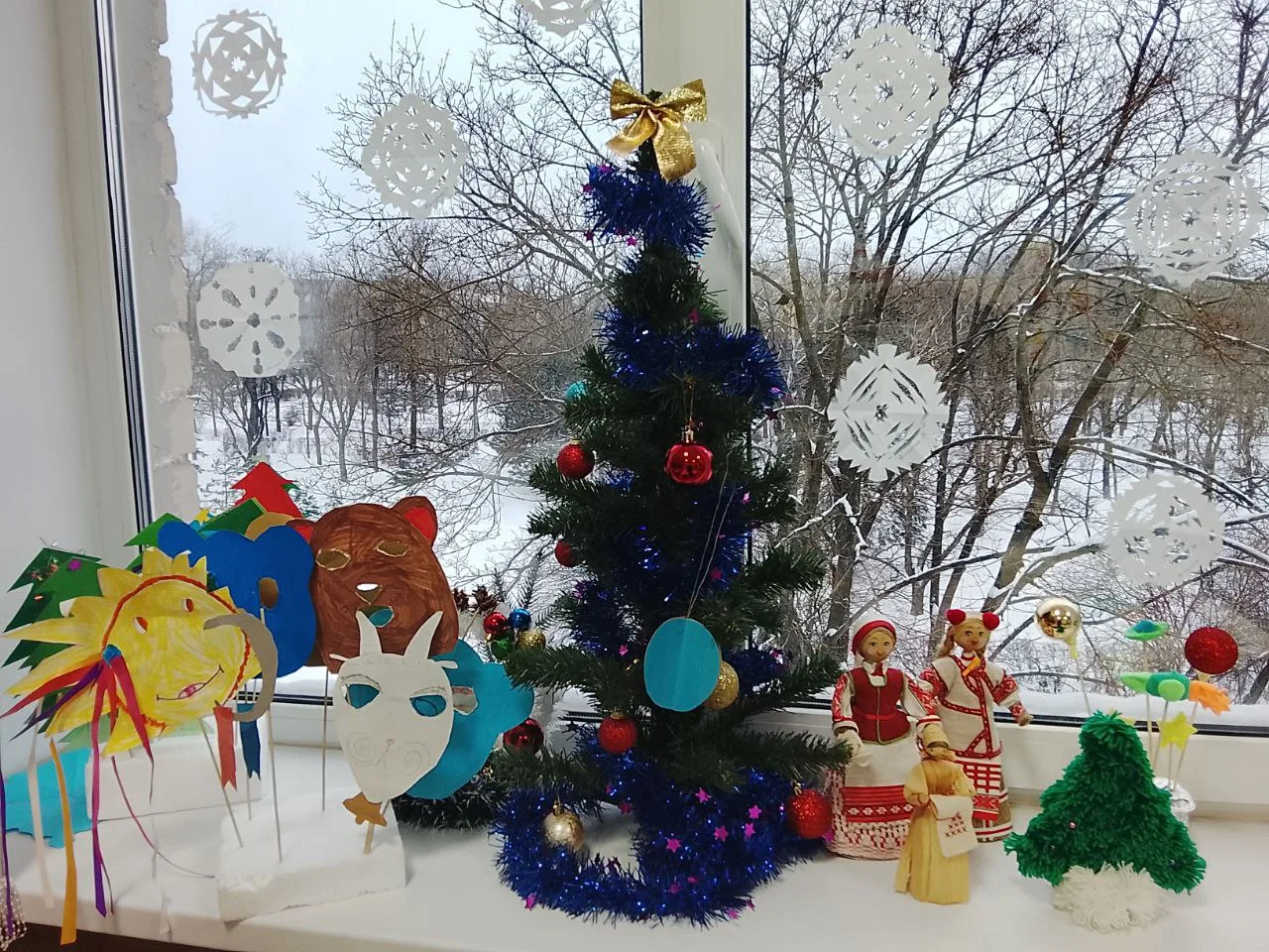 ❄️В продолжение новогодних праздников 14 января 2026 года во 2-Б классе (учитель Красно...