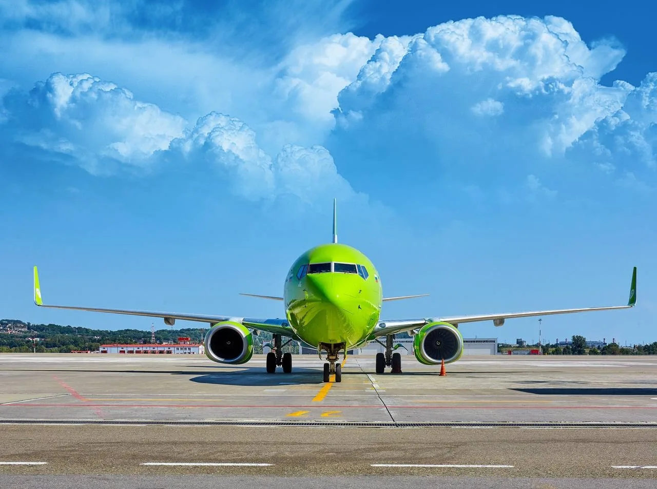 S7 Airlines на четыре месяца ужесточила правила выполнения посадок для вторых пилотов

Авиакомпания 