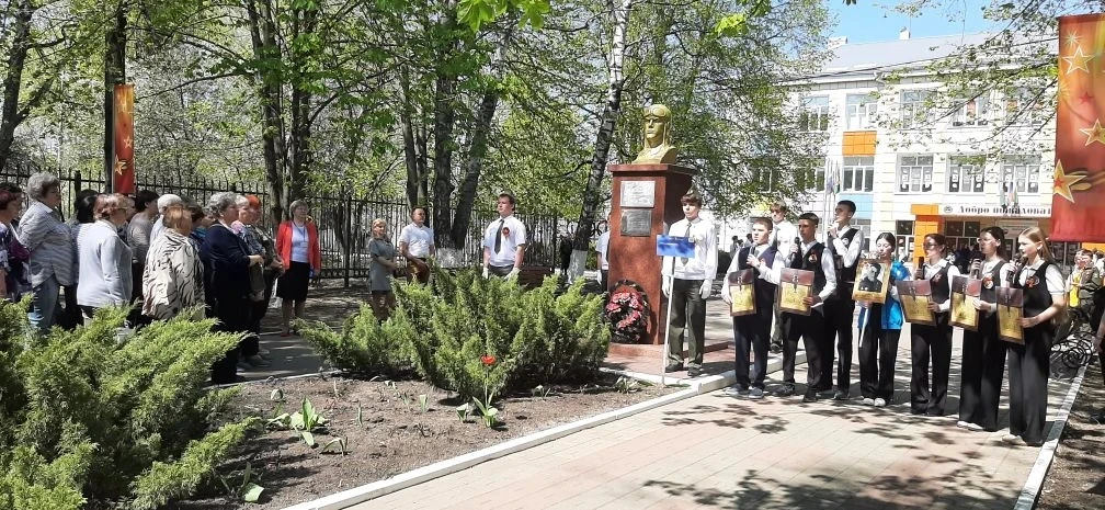 🏫 В рамках  регионального проекта «К соседям в гости»  нашу школу сегодня посетила  делегация из Чер