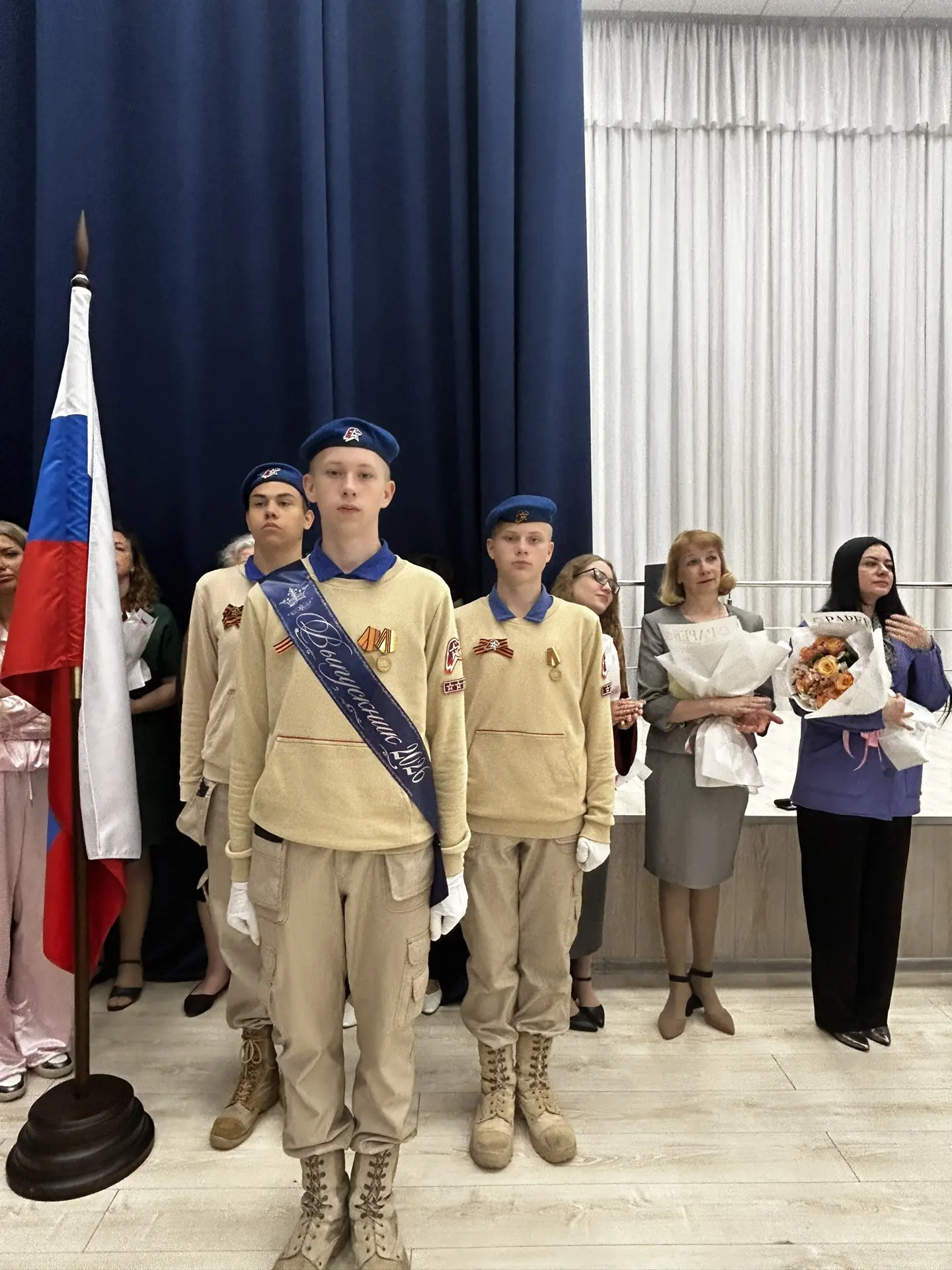 ✨🔔 Последний звонок  2026 года  - миг, который останется в сердце навсегда! ✨ Сегодня, 26 мая, в наш
