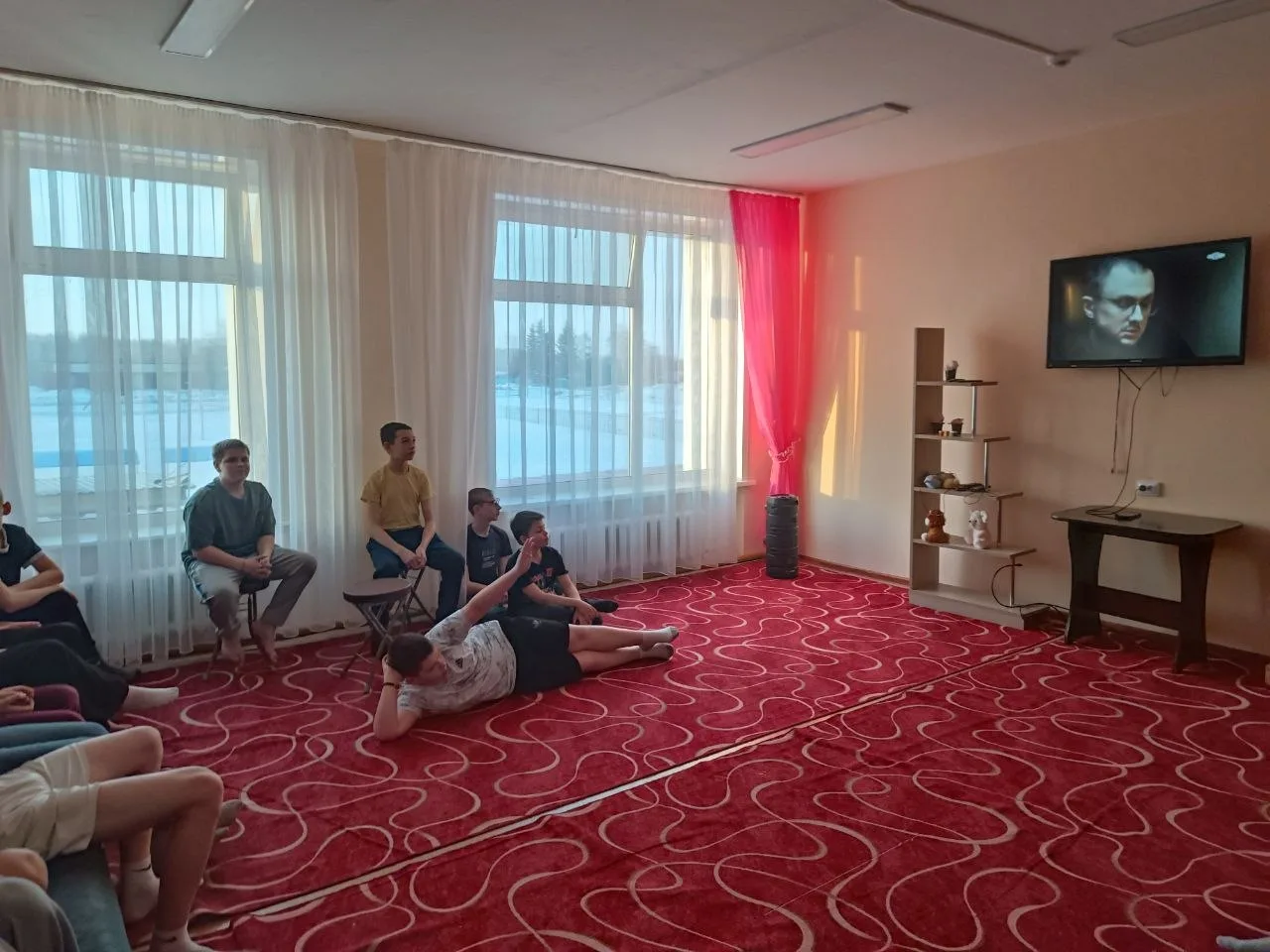 В рамках работы по профилактике противоправного поведения подростков был организован пр...