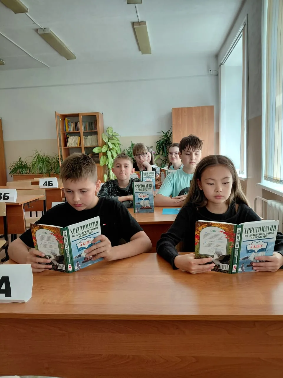 📖 Открываем тайны родного края: Дальневосточная литература летом!

А вы знаете, что дальневосточная