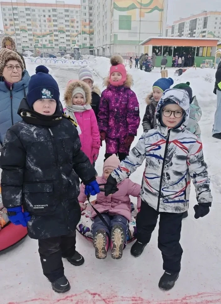 🥇ПОЗДРАВЛЯЕМ команду «Непоседы» 1-2х классов школы на Зелинского  за 1 место в общем зачете ХІ город