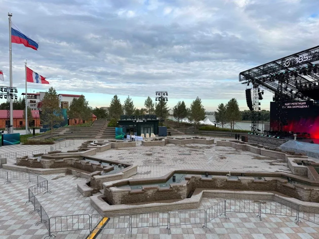 ⛲️Время работы фонтана в Омской крепости объявят позже