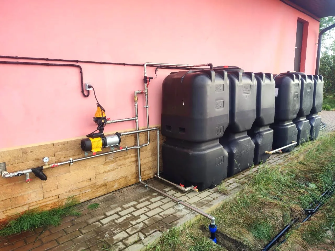 🚰 Обвязка ёмкостей в исполнении наших клиентов.