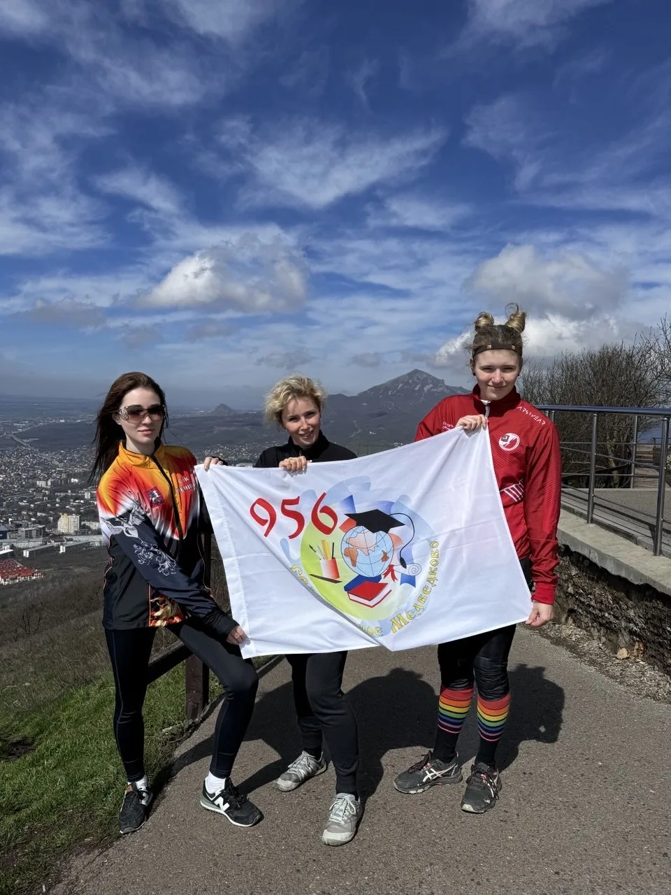 ⛰️«Феникс» покоряет вершины!  Лучший отдых — это спорт, горы и новые вызовы! Наши спортсмены «Феникс