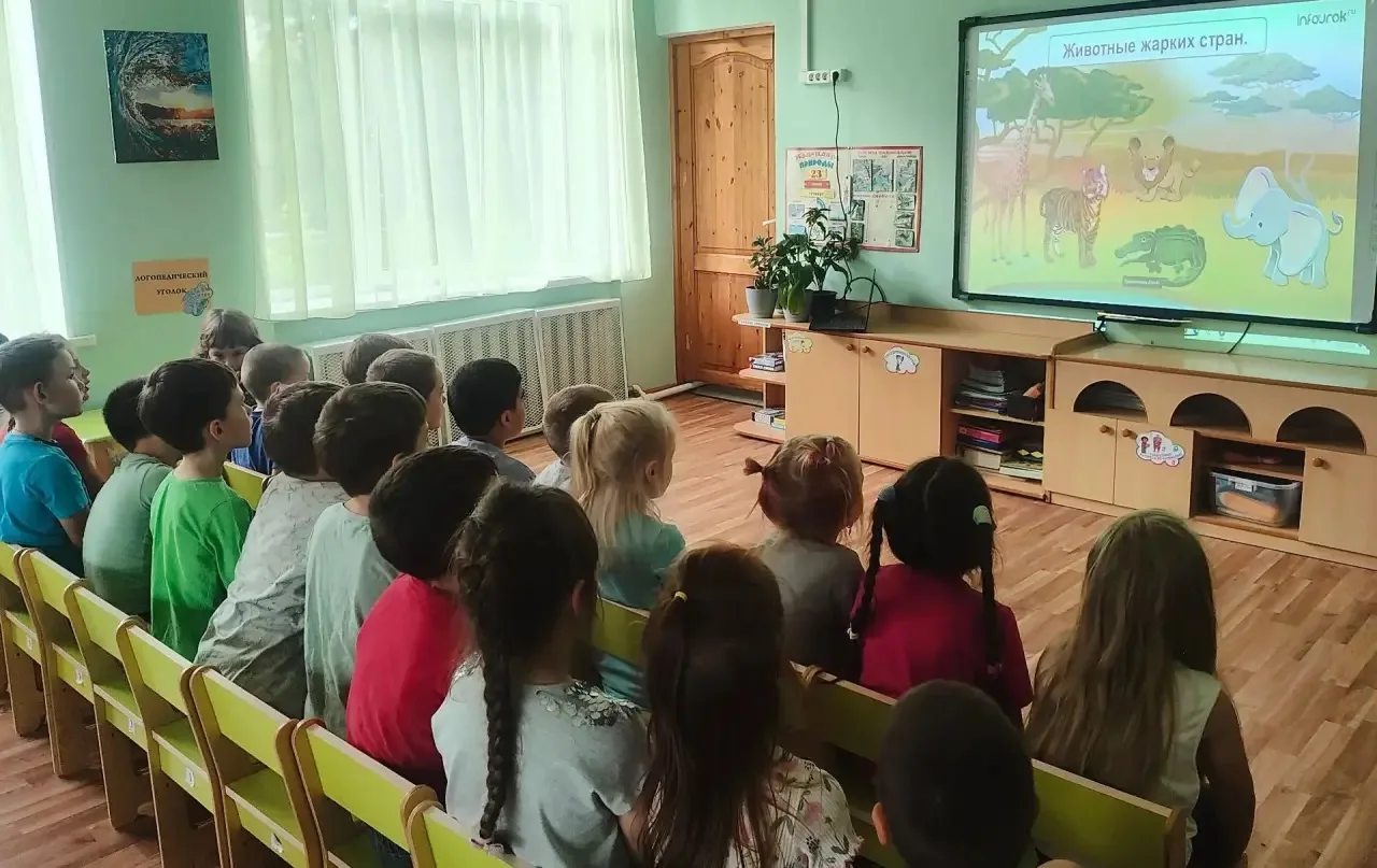 🧠 Учимся, играя! Развиваем логику, память и любовь к окружающему миру.

🦁🐘 В рамках тематической 