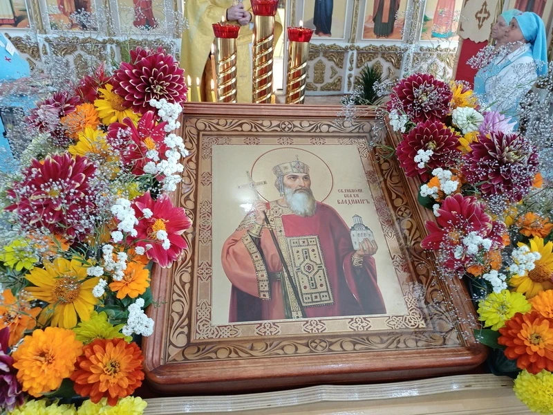 В день памяти святого равноапостольного великого князя Владимира и годовщину Крещения Руси состоялис