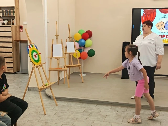 «В волшебной пушкинской стране»: литературный праздник для школьников


Ежегодно 6 июня Россия отмеч