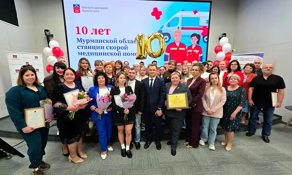 Мурманская скорая: 10 лет и 2 млн обращений

🚑 За 10 лет с момента открытия станция скорой помощи М