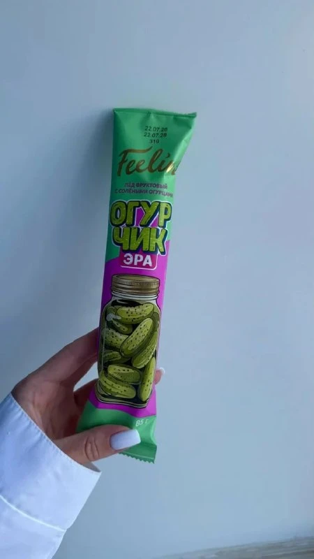 В Беларуси может появиться фруктовый лёд со вкусом солёных огурцов — его сначала показа...