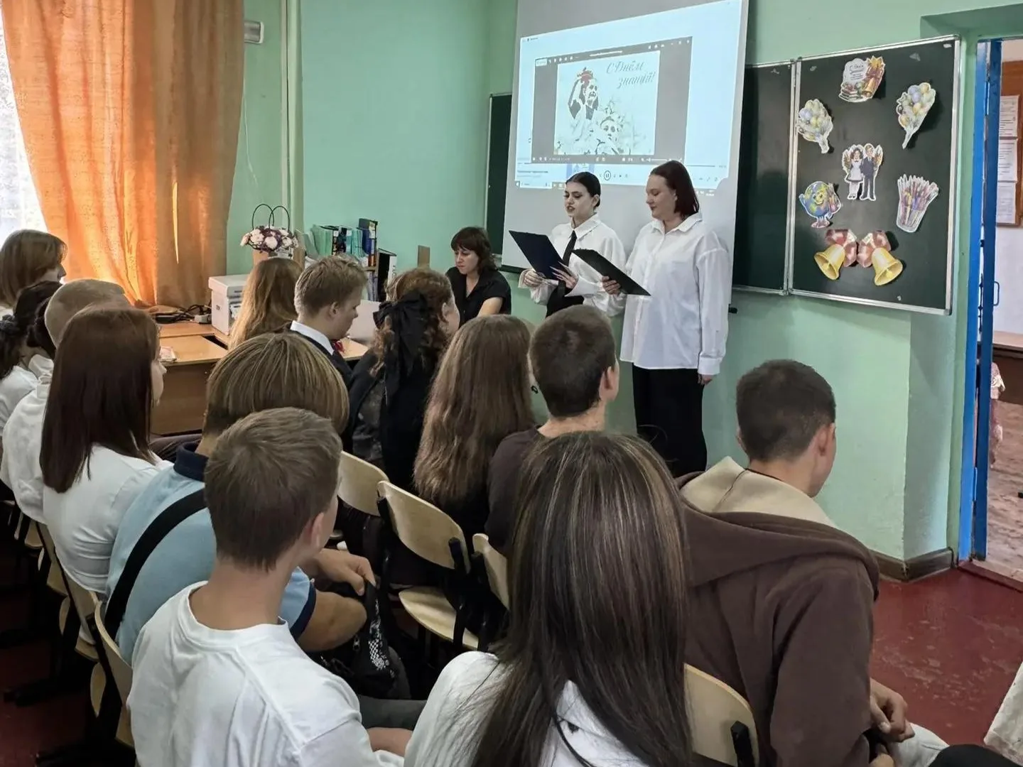 С новым учебным годом! Как прошла наша линейка 1 сентября 🍂